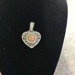 Elegant Silver Heart Pendant with Pink Stone